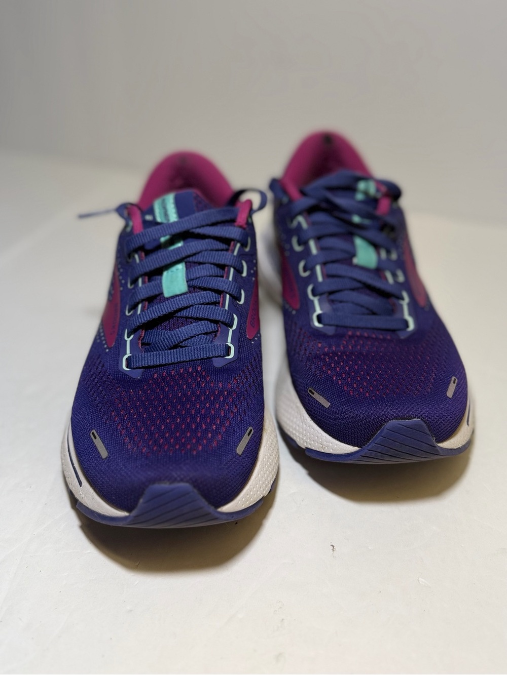 Brooks Adrenaline GTS 22 Some Wear On InsideBlue Women’s Running Shoes Size 6.5